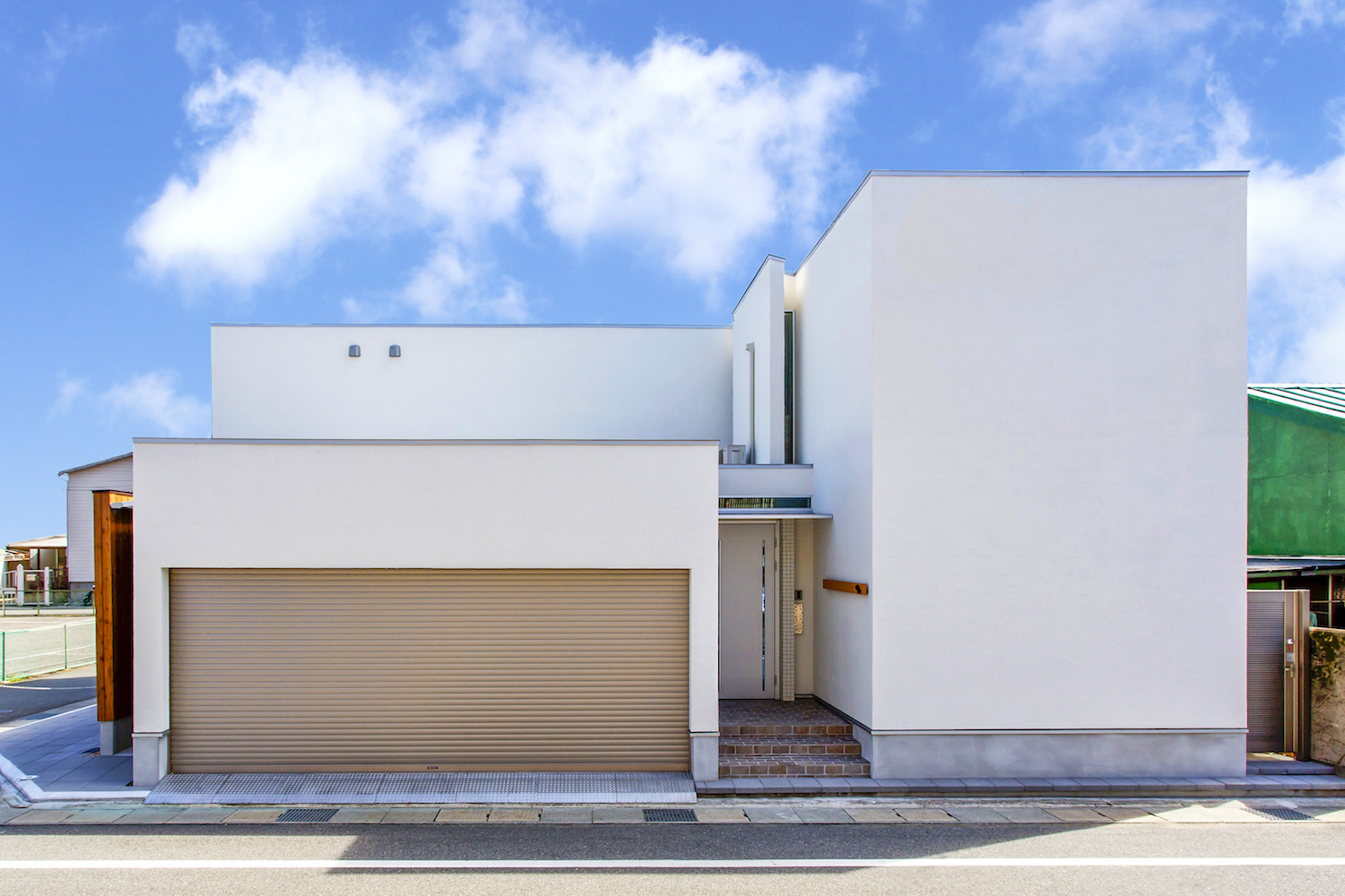 プライバシー性がありながらも開放的な中庭の家