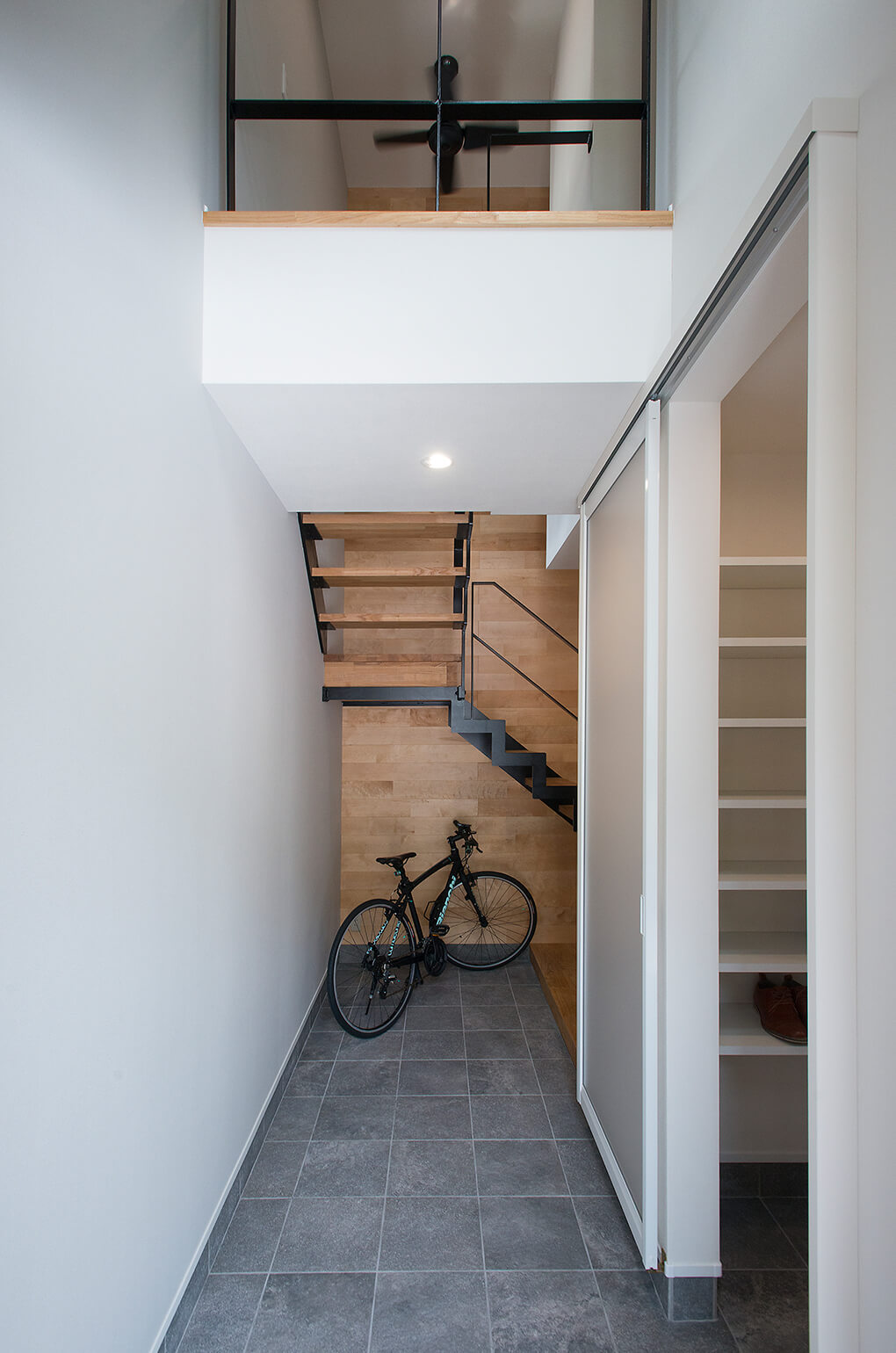 光と風の通り道をデザインした家